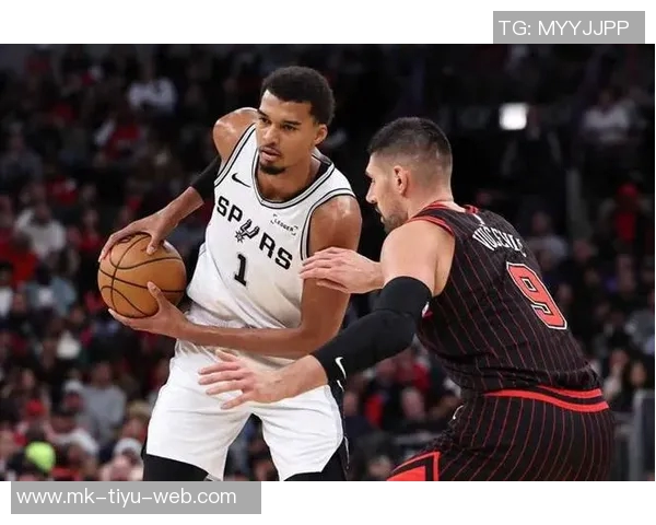 文班首发遭遇连败曼菲斯逆转马刺揭示球队深层问题